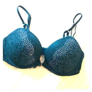 VS Very Sexy Push-Up